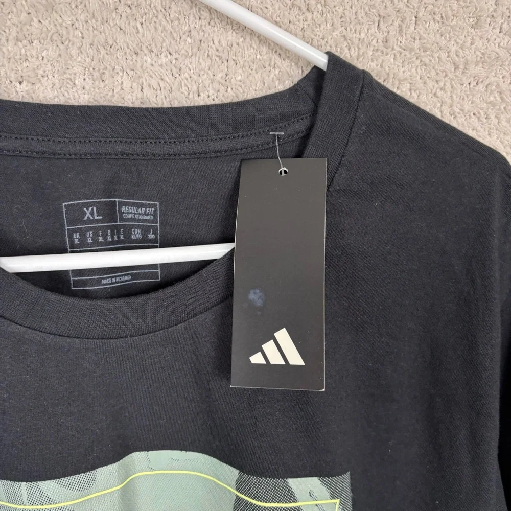 Adidas Shirt Mens XL Black Linear Box Green Camo Logo Crew Neck Short Sleeve Tee